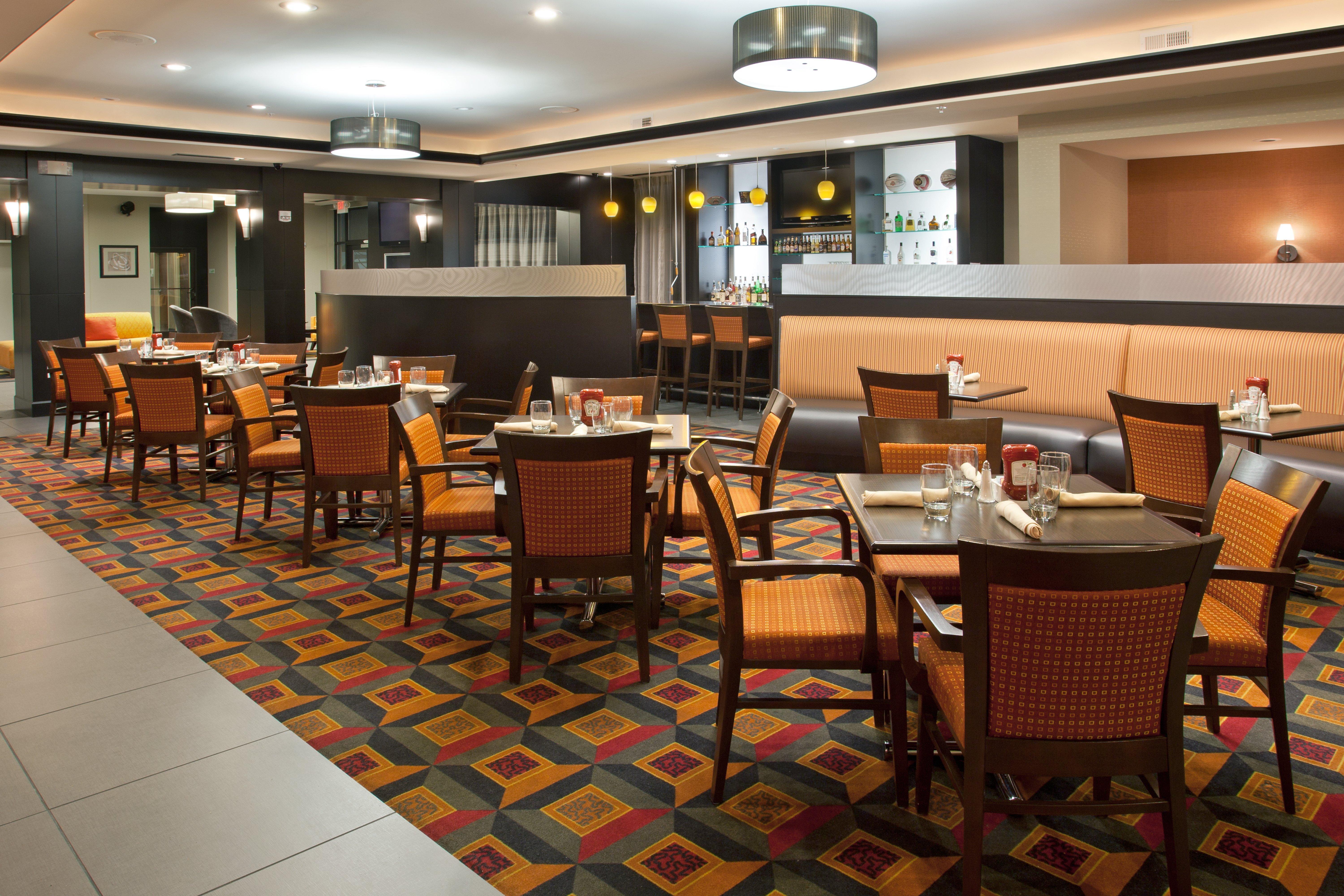 Holiday Inn Columbus-Hilliard By Ihg New Rome Ресторант снимка