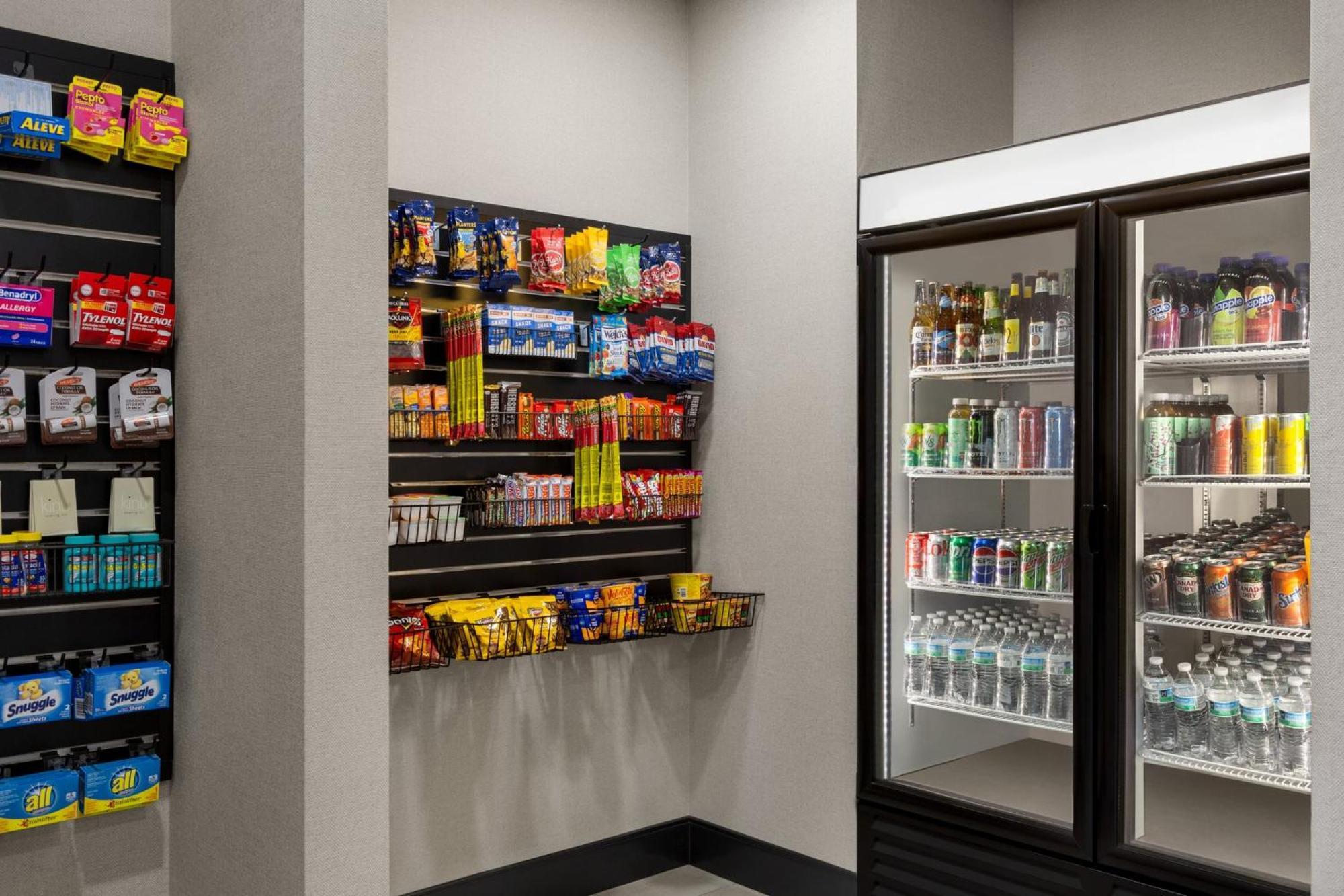 Holiday Inn Columbus-Hilliard By Ihg New Rome Екстериор снимка